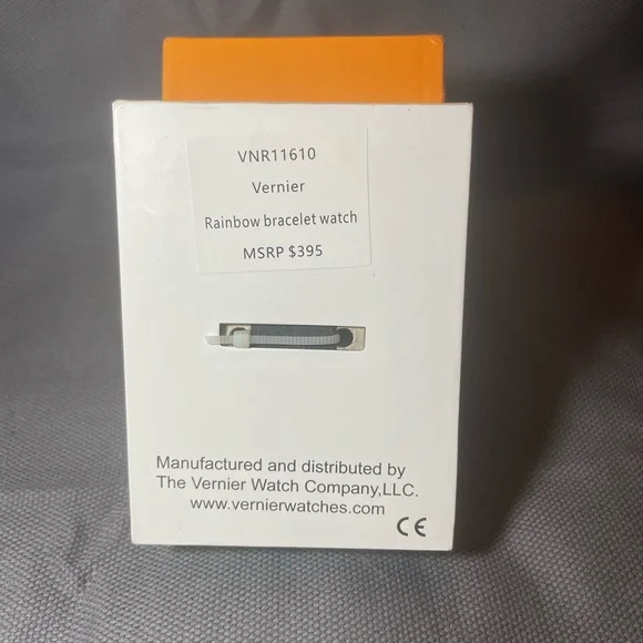 Silver and Gold Fashion Watches - Picture 4 of 4